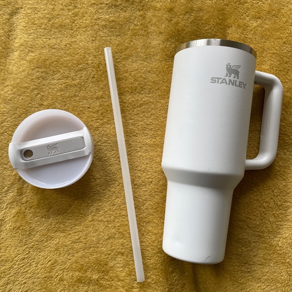 Stanley Tumbler White - Picture 10 of 12